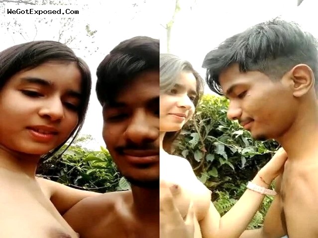 Paki College lovers enjoying outdoor sex