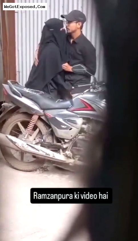 Trending Video Of Pakistani Girl And Worker MMS