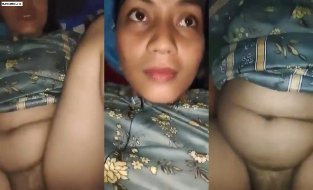 Hot Pakistani Chachi Fucking Hard MMS Viral